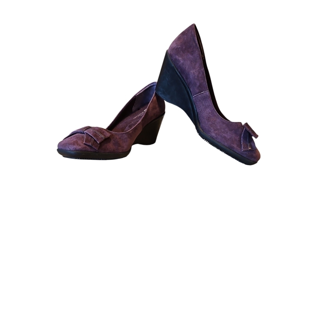 White Mountain Purple Wedges w/Bow - Picture 2 of 8